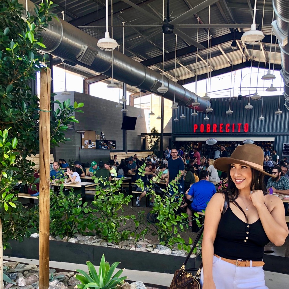 Meet your posher, Sirena 🌻